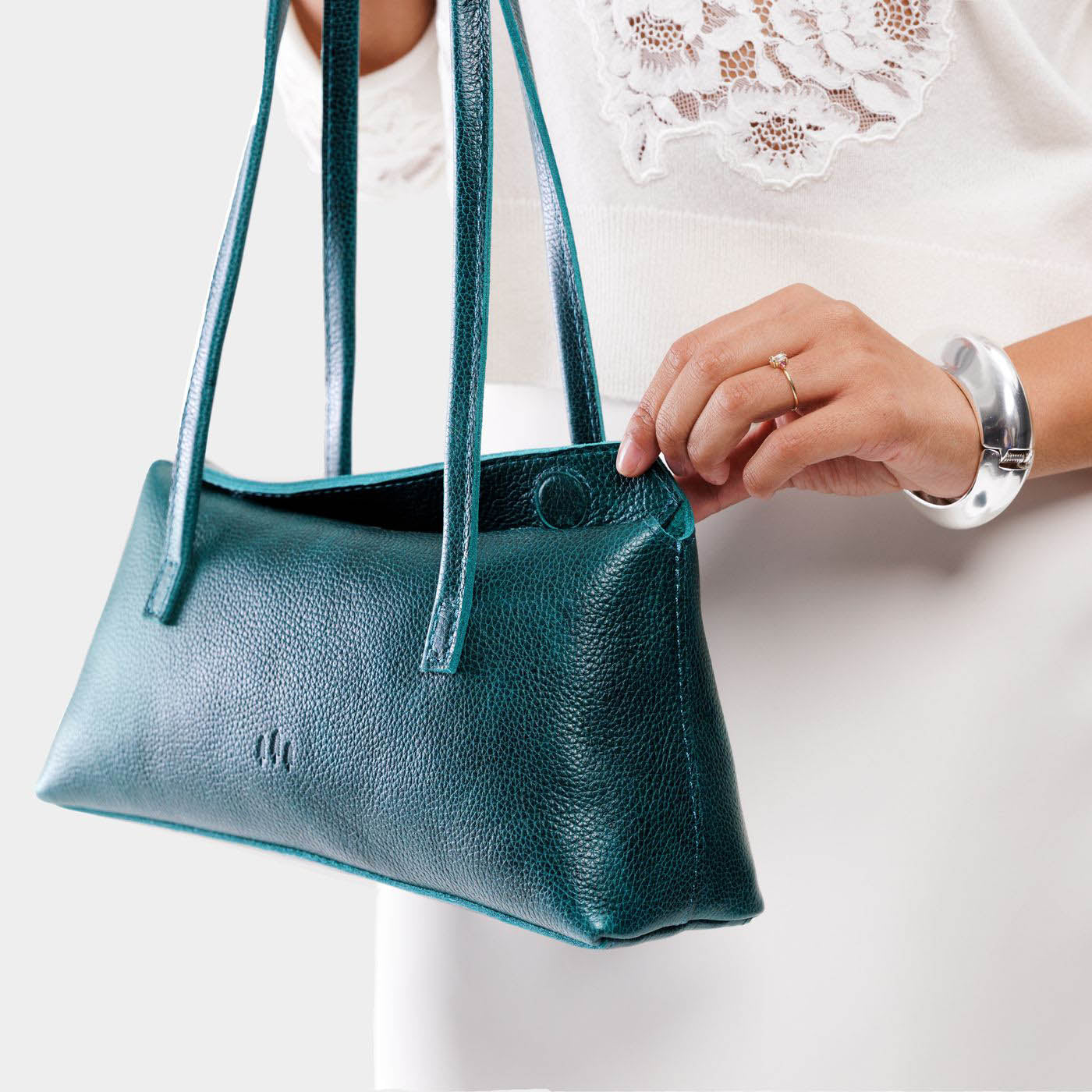Amelie Shoulder Bag - Image 82