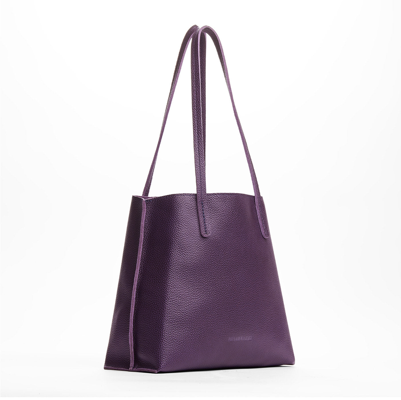 August Tote - Image 21