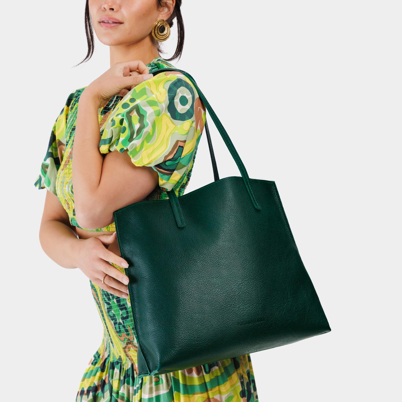 August Tote - Image 127