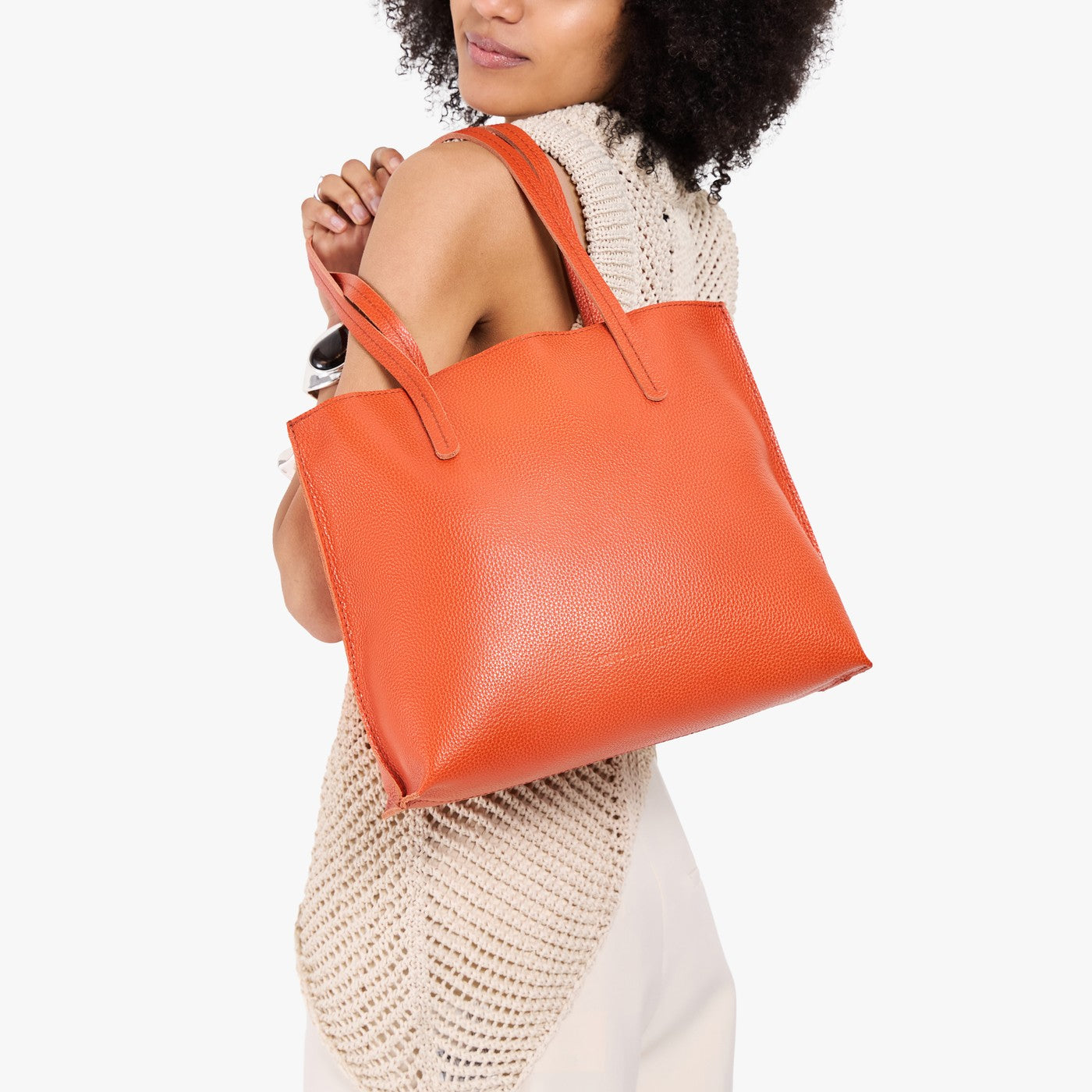 August Tote - Image 79