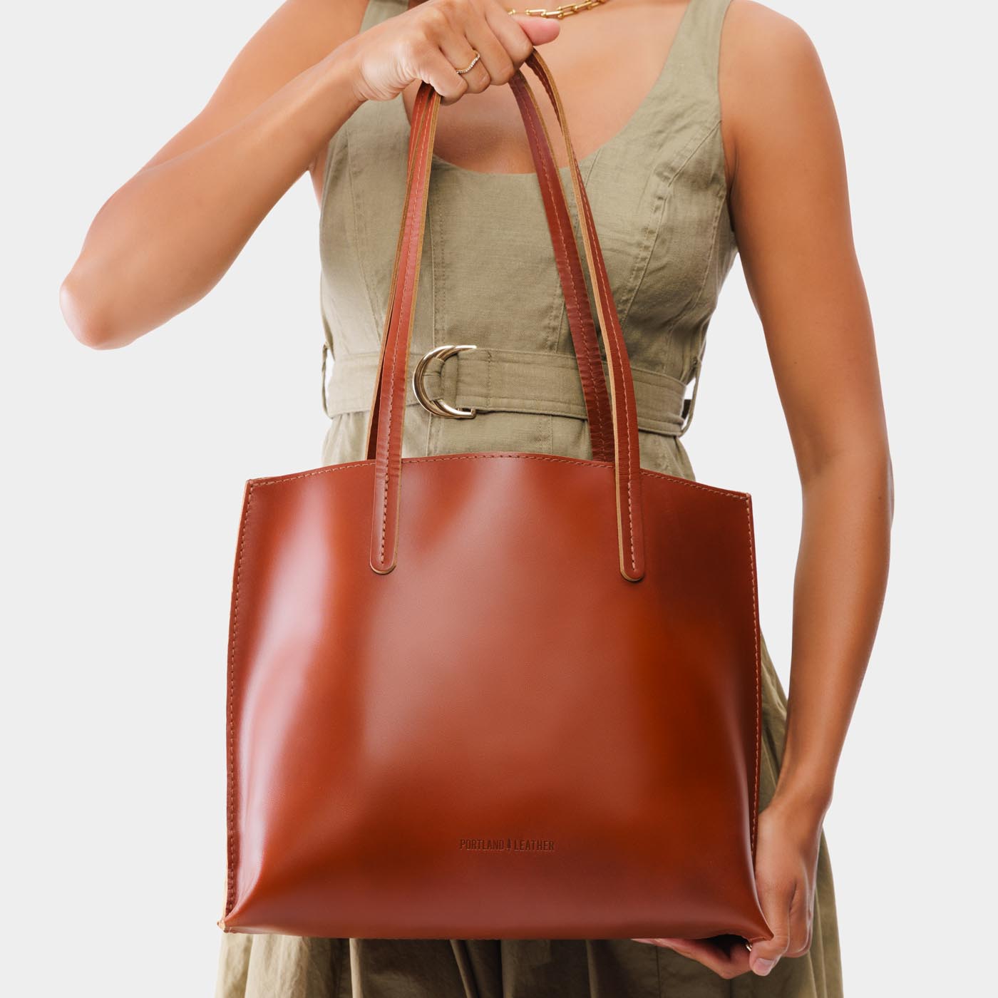August Tote - Image 59
