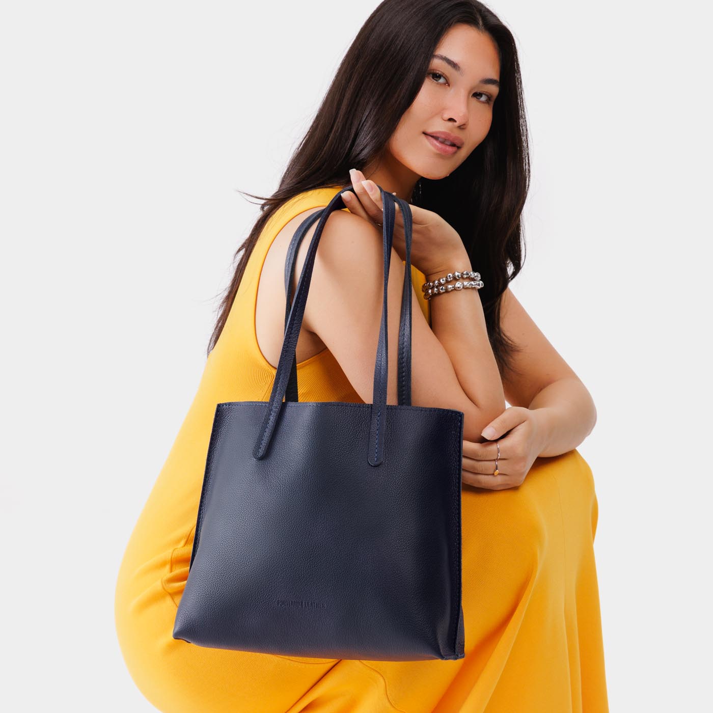 August Tote - Image 47