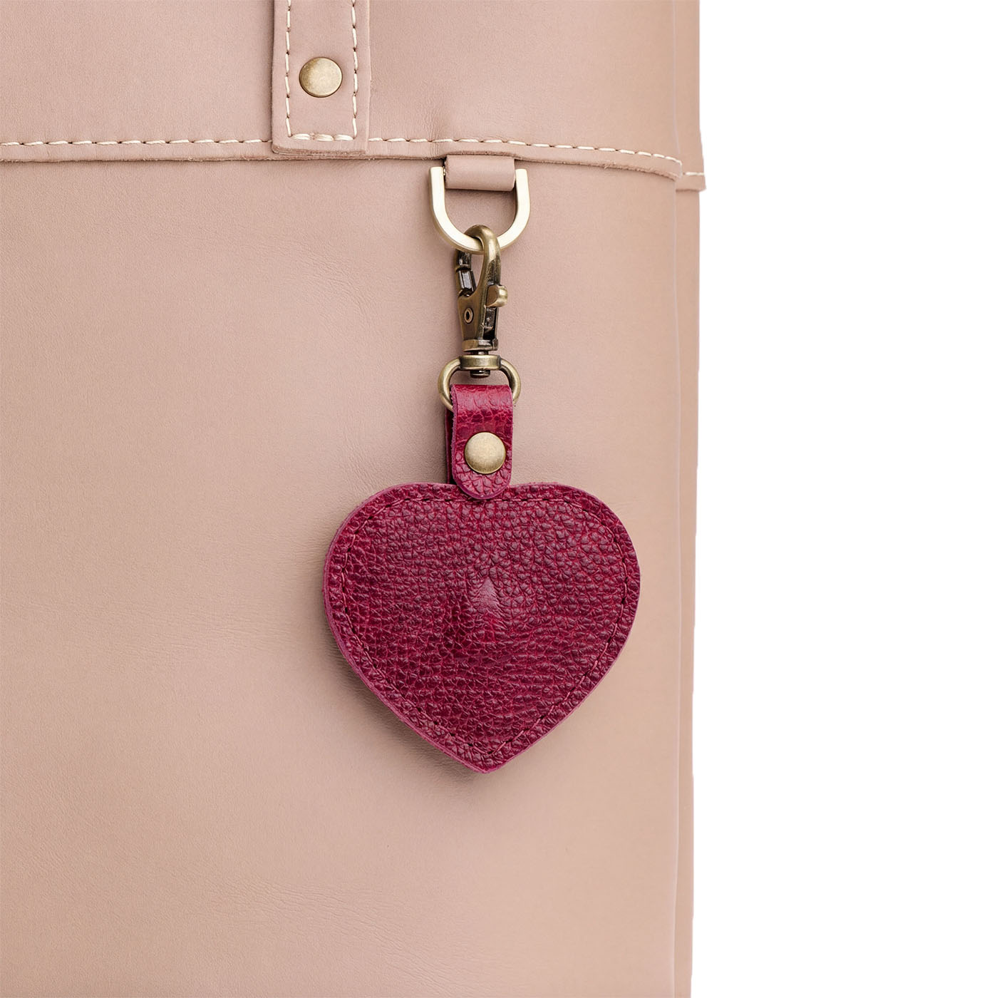 Heart AirTag Holder - Image 15
