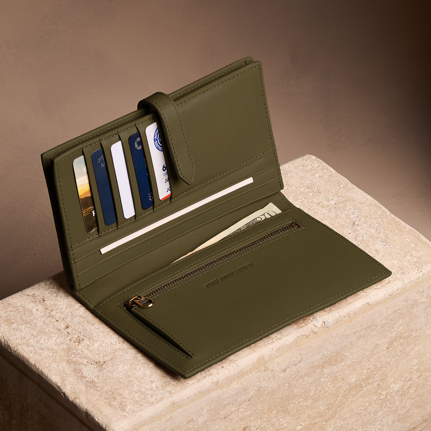 Horizon Bifold Wallet - Image 36