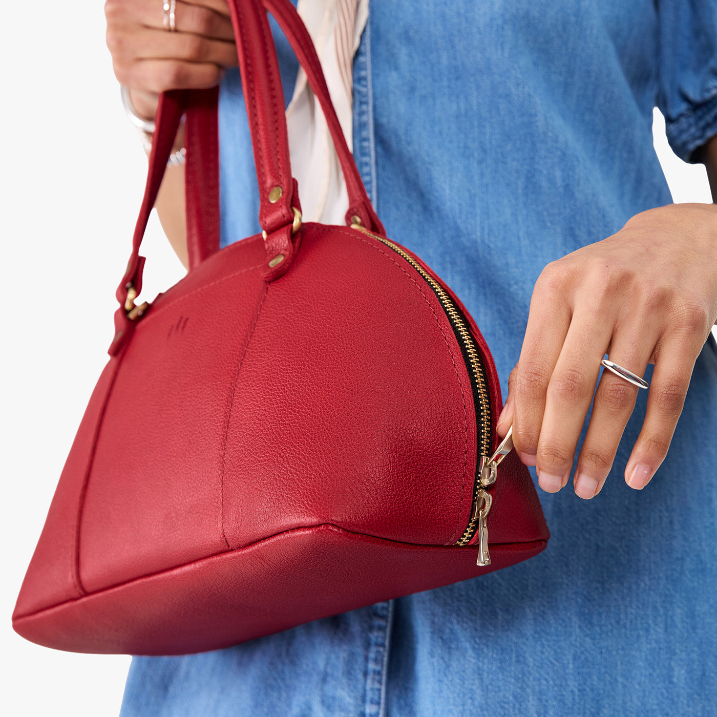 Logan Crossbody Bag - Image 38