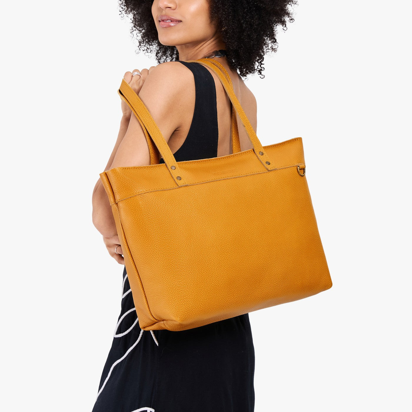 Montana Tote - Image 210