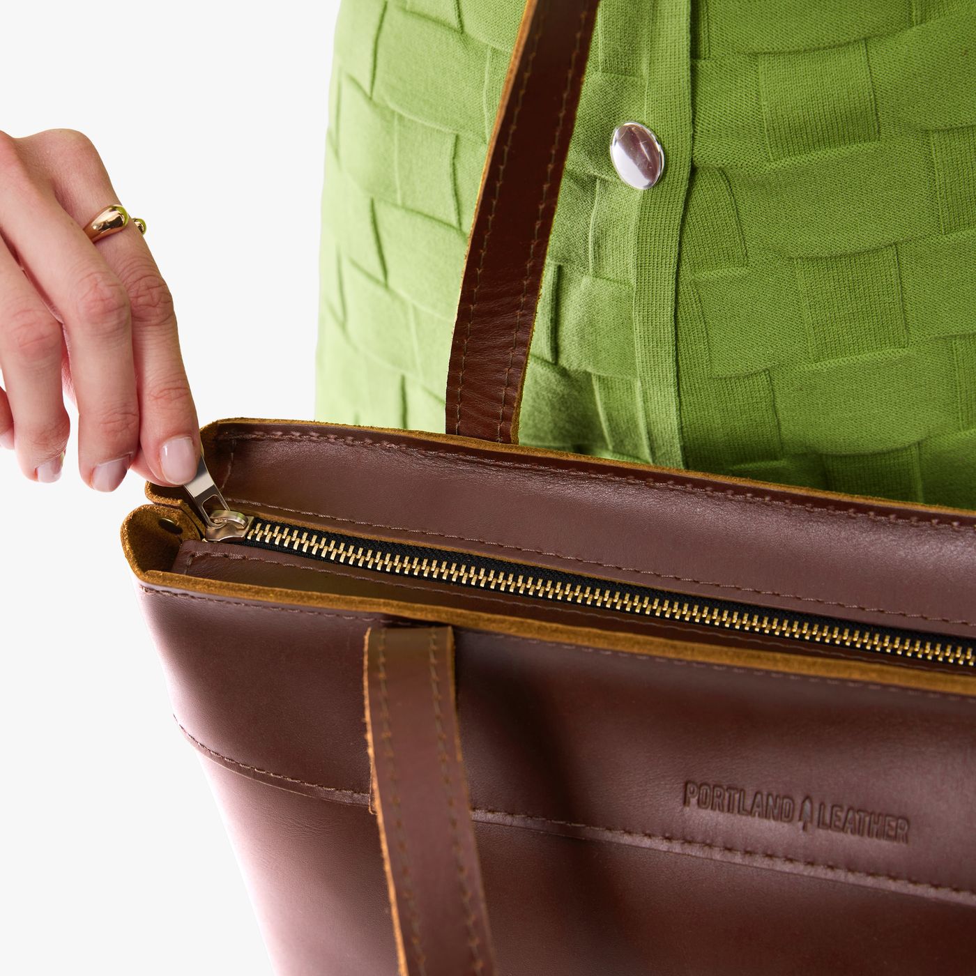 Montana Tote - Image 126