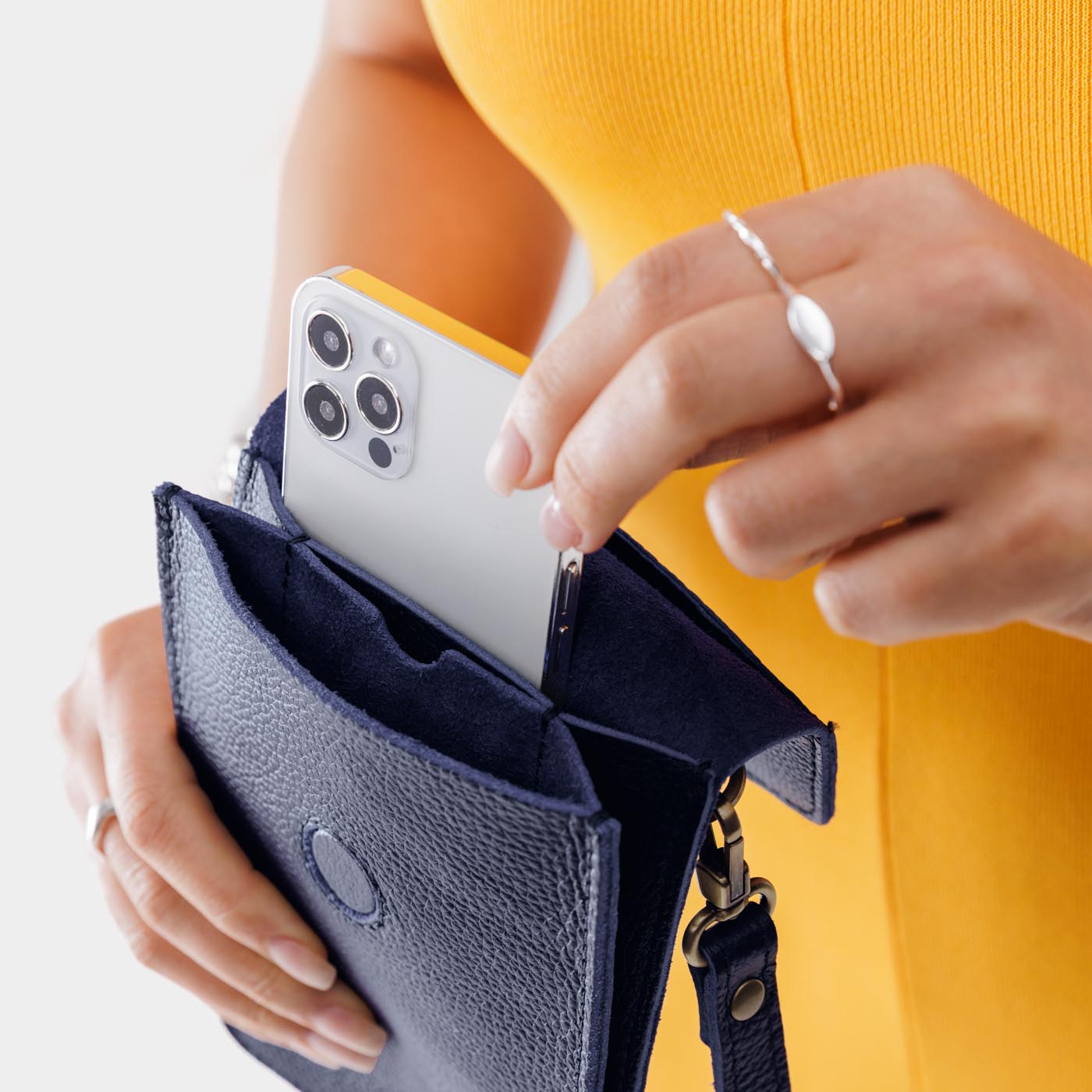 Parker Phone Bag - Image 38